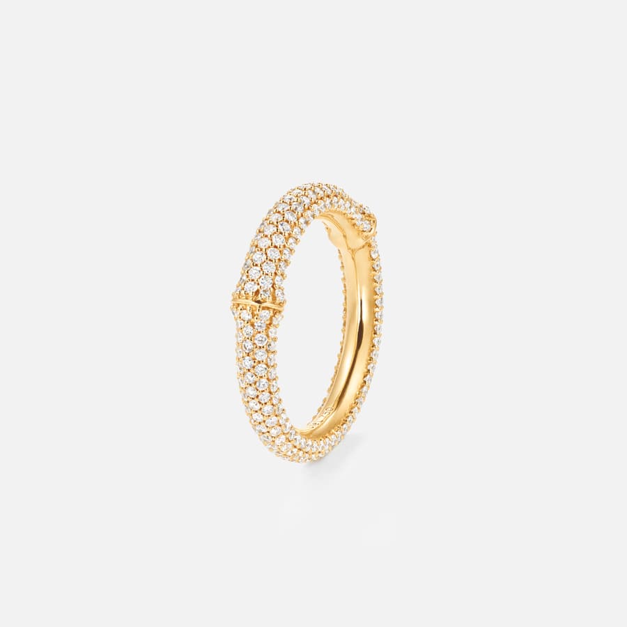 Nature Ring IV in 18 Karat Yellow Gold with Pavé-set Diamonds | Ole Lynggaard