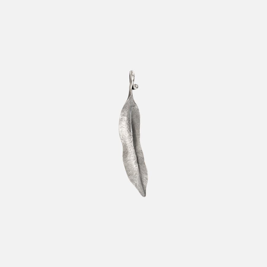 Leaves Collection 4.5 cm Pendant in Sterling Silver   |  Ole Lynggaard