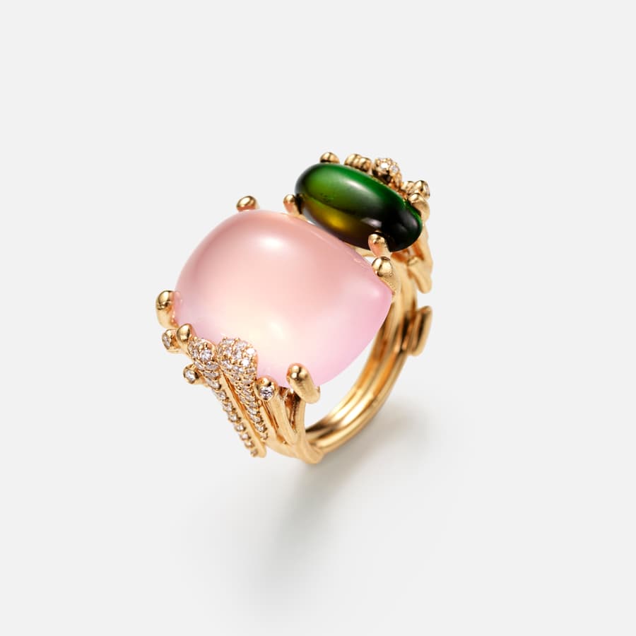 BoHo ring double in 18 karat gold with rose quartz, green tourmaline, and diamonds pavé | Ole Lynggaard