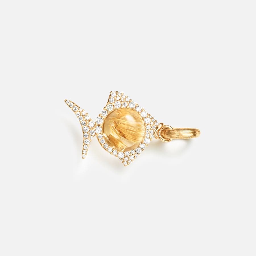Young Fish charm in 18 karat yellow gold with rutile quartz and pavé diamonds | Ole Lynggaard